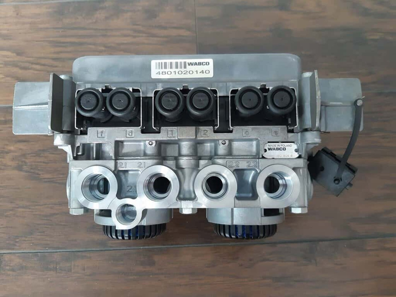 WABCO EBS MODULATOR SCHMITZ,KRONE NIEUW + deposit 4801020140 - Bremsventil für LKW: das Bild 1 WABCO EBS MODULATOR SCHMITZ,KRONE NIEUW + deposit 4801020140 - Bremsventil für LKW: das Bild 1