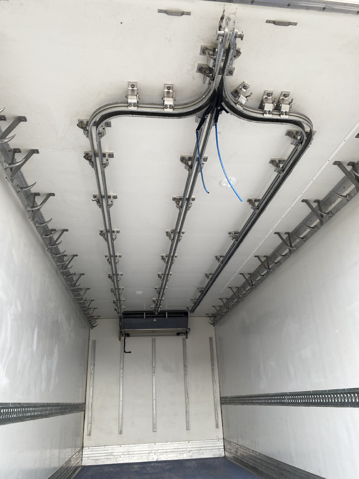 RENAULT D16 - Kühlkoffer LKW: das Bild 5 RENAULT D16 - Kühlkoffer LKW: das Bild 5