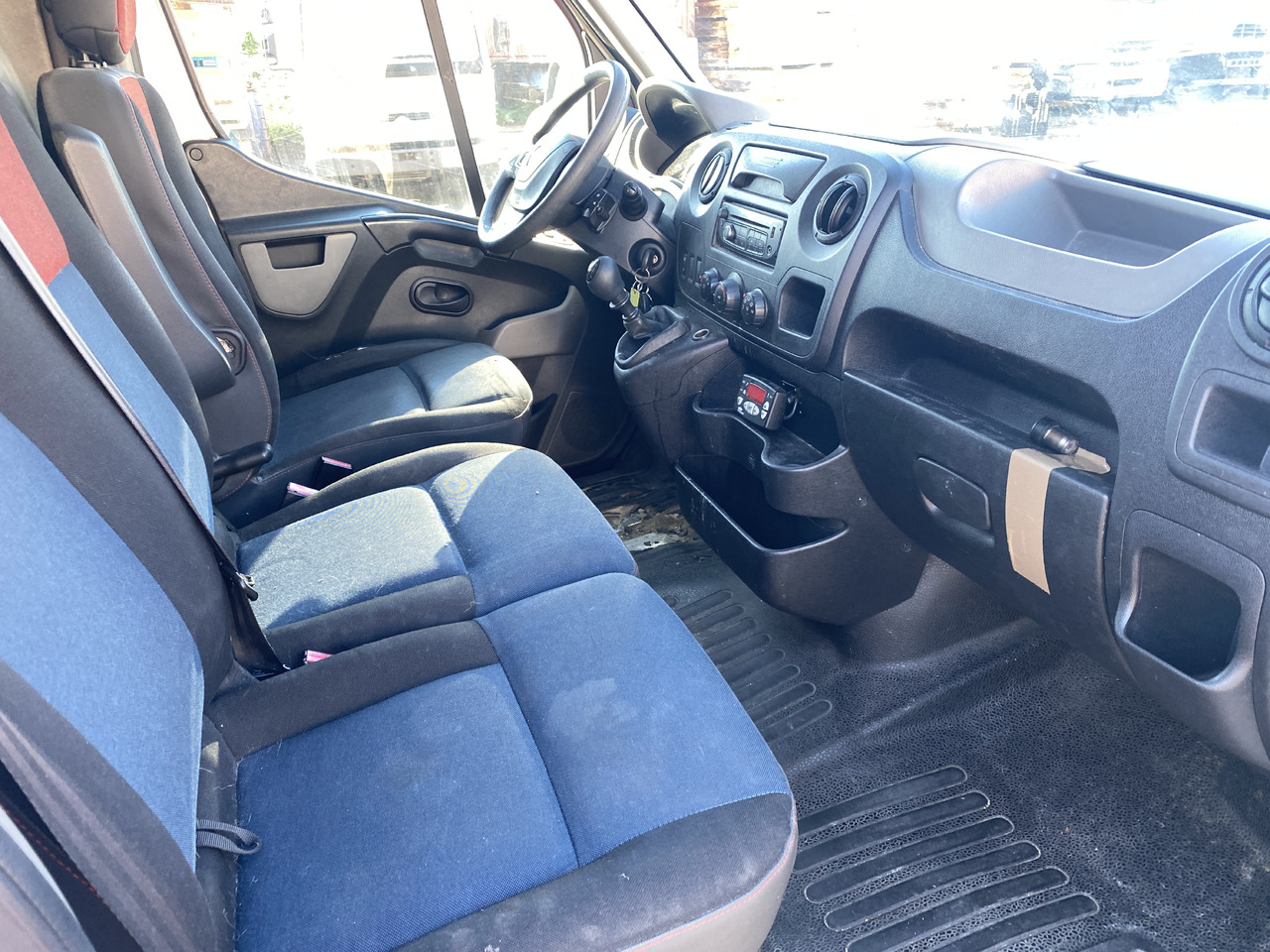 Kühltransporter Für die Beförderung von Lebensmittel RENAULT MASTER: das Bild 10