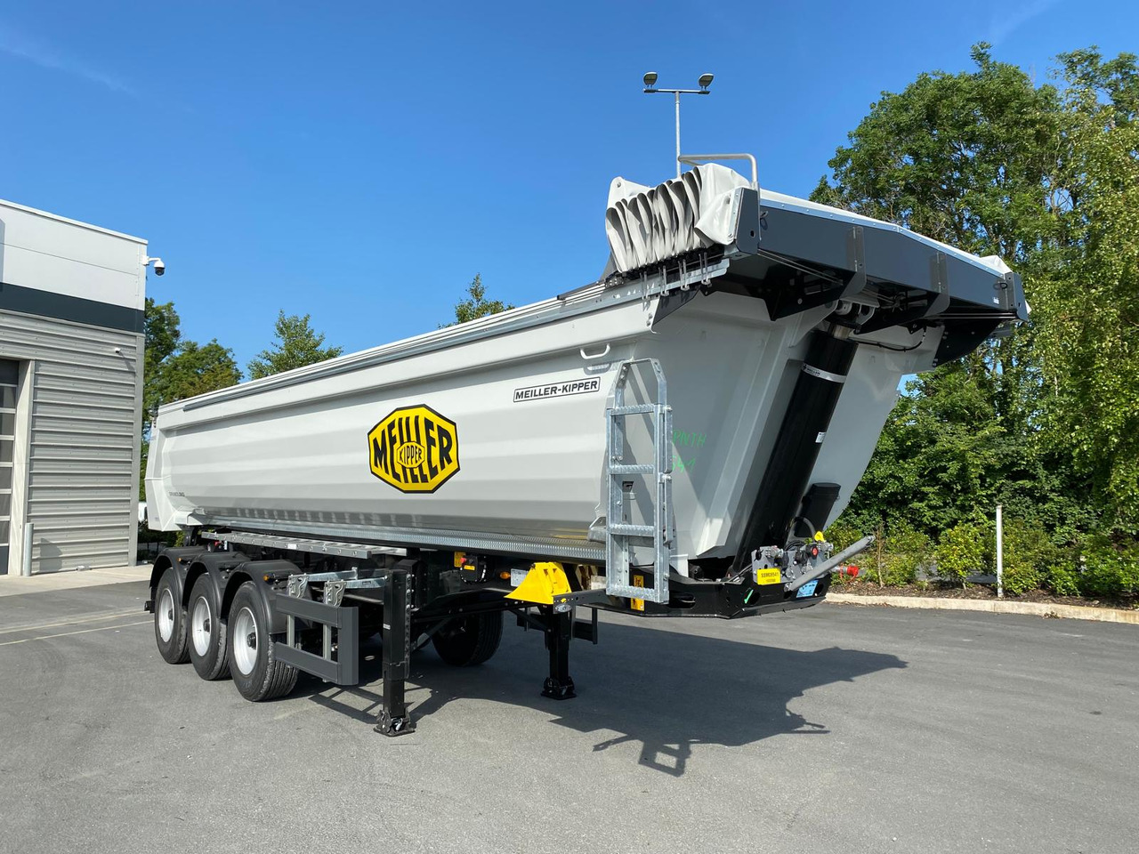 Meiller – Long Wheel Base Tipping Trailer - Kipper Auflieger: das Bild 2 Meiller – Long Wheel Base Tipping Trailer - Kipper Auflieger: das Bild 2