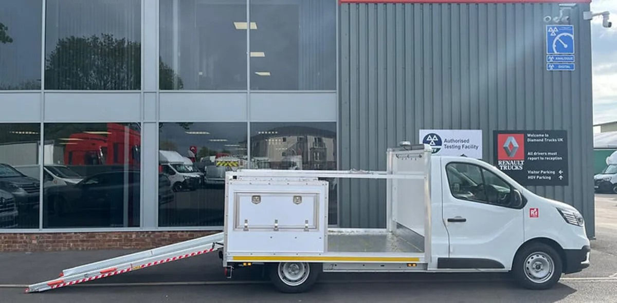 2024 Renault Trafic with Traffic Management Spec body - Transporter: das Bild 1 2024 Renault Trafic with Traffic Management Spec body - Transporter: das Bild 1