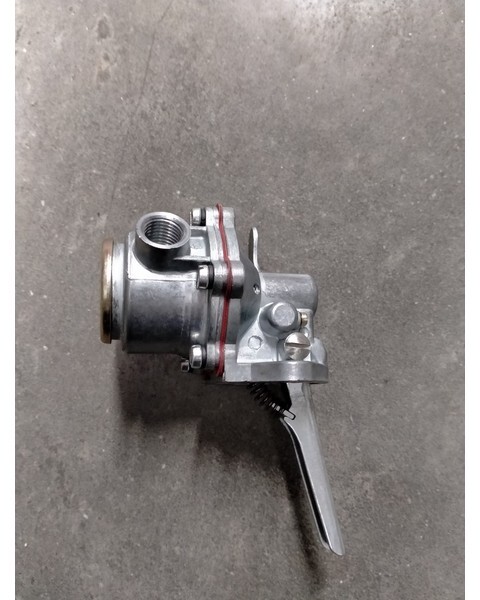 Case brandstof opvoerpomp - Kraftstoffpumpe für Landmaschine: das Bild 2 Case brandstof opvoerpomp - Kraftstoffpumpe für Landmaschine: das Bild 2