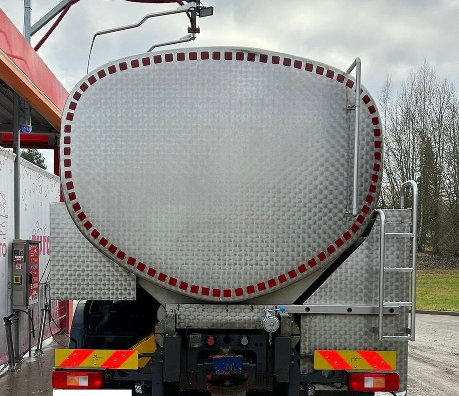 Volvo FH 420 - Tankwagen: das Bild 3 Volvo FH 420 - Tankwagen: das Bild 3