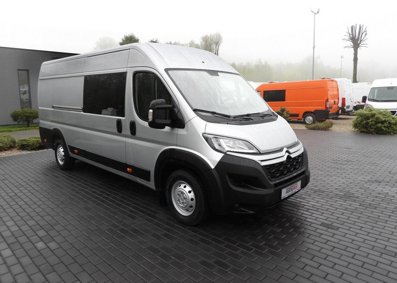 Citroën Jumper FURGON BRYGADÓWKA 7 MIEJSC TEMPOMAT LEDY KLIMATYZACJA - Kleinbus, Personentransporter: das Bild 4 Citroën Jumper FURGON BRYGADÓWKA 7 MIEJSC TEMPOMAT LEDY KLIMATYZACJA - Kleinbus, Personentransporter: das Bild 4