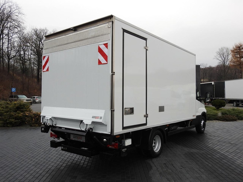 Iveco DAILY 70C17 CHŁODNIA 0*C WINDA 9 PALET ZASILANIE 230V TEMPOMAT K - Kühltransporter: das Bild 3 Iveco DAILY 70C17 CHŁODNIA 0*C WINDA 9 PALET ZASILANIE 230V TEMPOMAT K - Kühltransporter: das Bild 3