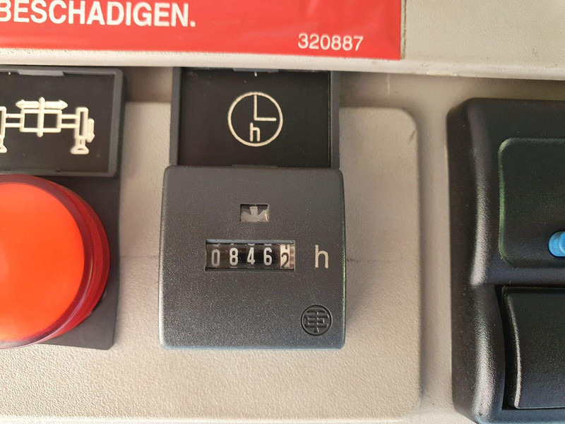 LKW mit Arbeitsbühne Iveco Eurocargo ML 180 E 24 - Bizocchi KJF 320 lifting basket 32 m: das Bild 17 LKW mit Arbeitsbühne Iveco Eurocargo ML 180 E 24 - Bizocchi KJF 320 lifting basket 32 m: das Bild 17