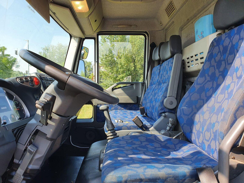 LKW mit Arbeitsbühne Iveco Eurocargo ML 180 E 24 - Bizocchi KJF 320 lifting basket 32 m: das Bild 12 LKW mit Arbeitsbühne Iveco Eurocargo ML 180 E 24 - Bizocchi KJF 320 lifting basket 32 m: das Bild 12