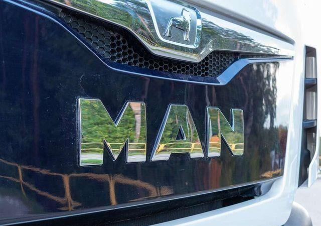 MAN TGS 26.400 6x6 PALFINGER PK 33002 EH Crane Kran - Pritsche LKW, Autokran: das Bild 5 MAN TGS 26.400 6x6 PALFINGER PK 33002 EH Crane Kran - Pritsche LKW, Autokran: das Bild 5