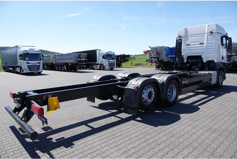 MAN TGX 26.520 / 6x2 / RAMA DŁ. 9,1M / OŚ PODNOSZONA / SKRĘTNA / DO - Fahrgestell LKW: das Bild 5 MAN TGX 26.520 / 6x2 / RAMA DŁ. 9,1M / OŚ PODNOSZONA / SKRĘTNA / DO - Fahrgestell LKW: das Bild 5