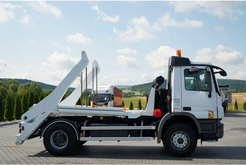 Mercedes-Benz ACTROS 1836 / 4X2 / BRAMOWIEC / PALFINGER M12T / EURO 6 / SPROW - Absetzkipper: das Bild 5 Mercedes-Benz ACTROS 1836 / 4X2 / BRAMOWIEC / PALFINGER M12T / EURO 6 / SPROW - Absetzkipper: das Bild 5
