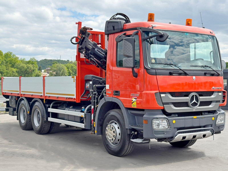 Mercedes-Benz ACTROS 2636 *HIAB 122 BS-2 HIDUO + FUNK/6x4 * TOP - Pritsche LKW, Autokran: das Bild 4 Mercedes-Benz ACTROS 2636 *HIAB 122 BS-2 HIDUO + FUNK/6x4 * TOP - Pritsche LKW, Autokran: das Bild 4