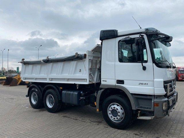 Mercedes-Benz ACTROS 2641 - Kipper: das Bild 4 Mercedes-Benz ACTROS 2641 - Kipper: das Bild 4