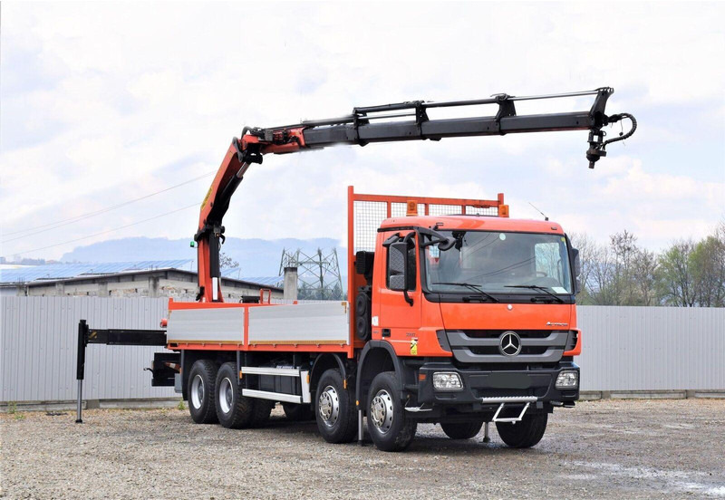 Mercedes-Benz ACTROS 3241 - Pritsche LKW, Autokran: das Bild 1 Mercedes-Benz ACTROS 3241 - Pritsche LKW, Autokran: das Bild 1
