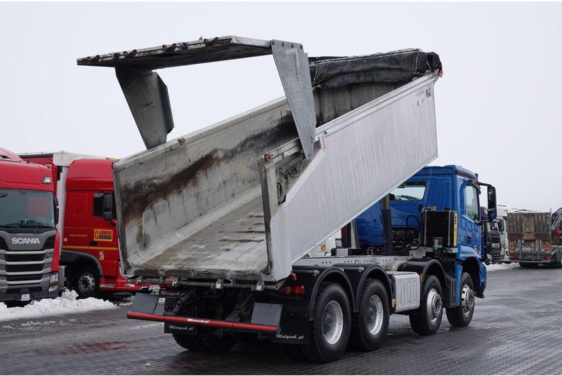 Mercedes-Benz AROCS 3243 / 8x4 / WYWROTKA 20m3 / TYLNOZSYP / EURO 6 / OPONY 10 - Kipper: das Bild 5 Mercedes-Benz AROCS 3243 / 8x4 / WYWROTKA 20m3 / TYLNOZSYP / EURO 6 / OPONY 10 - Kipper: das Bild 5