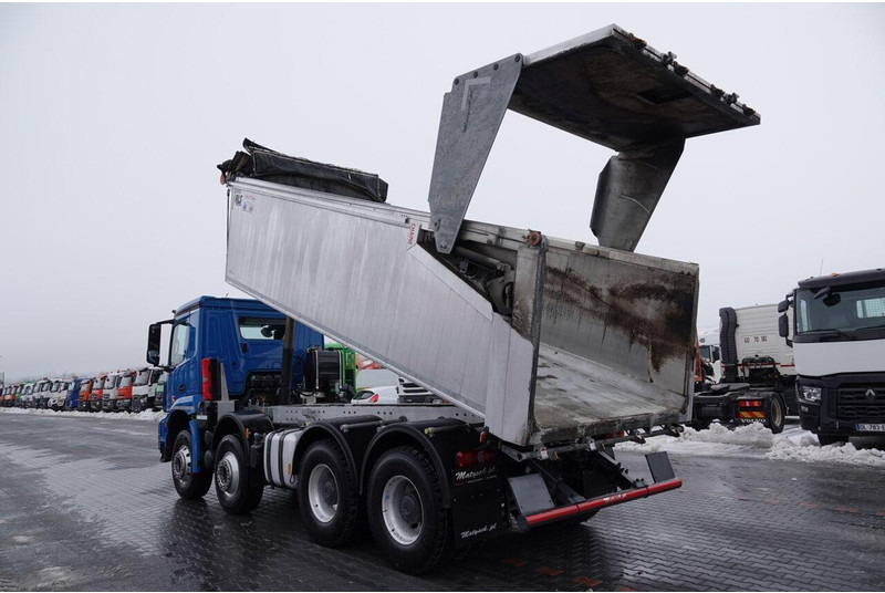 Mercedes-Benz AROCS 3243 / 8x4 / WYWROTKA 20m3 / TYLNOZSYP / EURO 6 / OPONY 10 - Kipper: das Bild 2 Mercedes-Benz AROCS 3243 / 8x4 / WYWROTKA 20m3 / TYLNOZSYP / EURO 6 / OPONY 10 - Kipper: das Bild 2