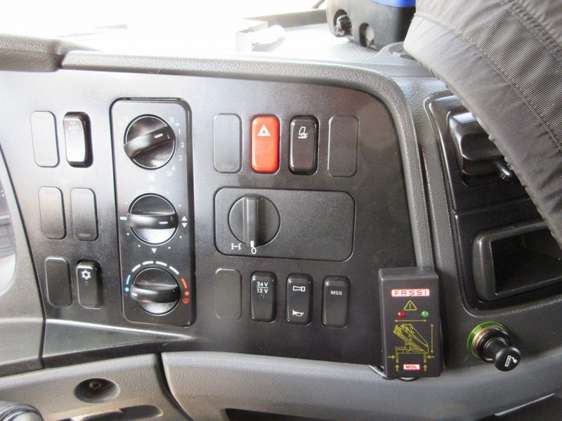 Mercedes-Benz ATEGO 1224 L - Pritsche LKW, Autokran: das Bild 3 Mercedes-Benz ATEGO 1224 L - Pritsche LKW, Autokran: das Bild 3