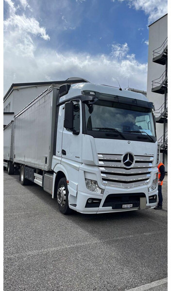 Mercedes-Benz Actros 1845 - Plane LKW: das Bild 2 Mercedes-Benz Actros 1845 - Plane LKW: das Bild 2