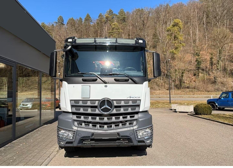 Mercedes-Benz Arocs 1840 - 3 way tipper truck + crane - Kipper, Autokran: das Bild 5 Mercedes-Benz Arocs 1840 - 3 way tipper truck + crane - Kipper, Autokran: das Bild 5