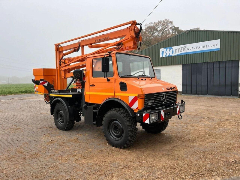 Mercedes-Benz Unimog 1200 4x4 - Lifting basket - LKW mit Arbeitsbühne, Autokran: das Bild 2 Mercedes-Benz Unimog 1200 4x4 - Lifting basket - LKW mit Arbeitsbühne, Autokran: das Bild 2