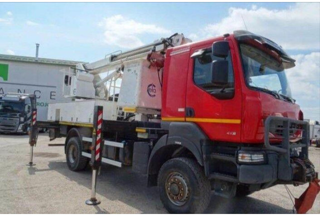 Renault KERAX 410.19 4x4 Emelőkosaras Cela 17m - LKW mit Arbeitsbühne: das Bild 3 Renault KERAX 410.19 4x4 Emelőkosaras Cela 17m - LKW mit Arbeitsbühne: das Bild 3