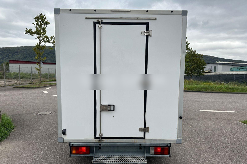 Renault Trafic 2,0 dci 115 - Kühltransporter: das Bild 5 Renault Trafic 2,0 dci 115 - Kühltransporter: das Bild 5