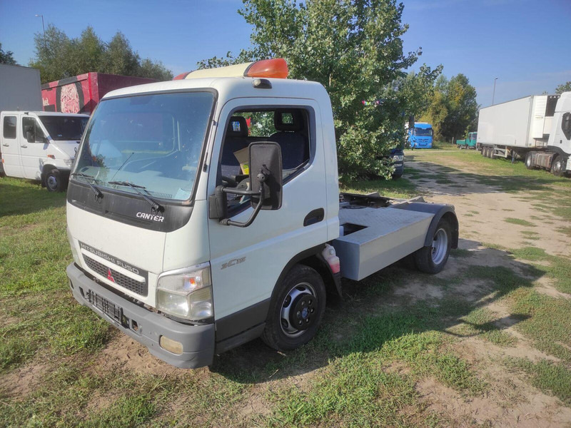 Mitsubishi CANTER 35 C 15 - BE Mini Trekker - SZM - Sattelzugmaschine: das Bild 2 Mitsubishi CANTER 35 C 15 - BE Mini Trekker - SZM - Sattelzugmaschine: das Bild 2