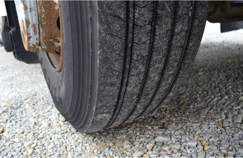 Volvo FE 18.320 FLATBED CRANE - Pritsche LKW, Autokran: das Bild 4 Volvo FE 18.320 FLATBED CRANE - Pritsche LKW, Autokran: das Bild 4