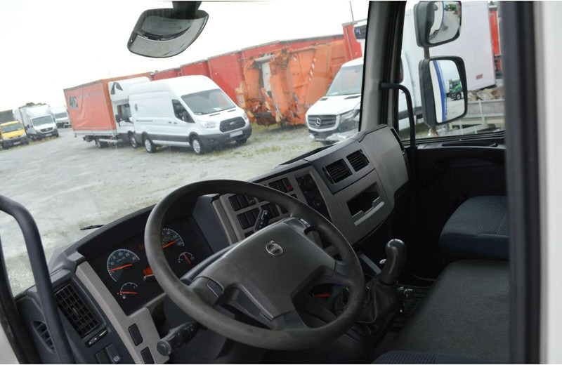 Plane LKW Volvo FL 290 12.290 CURTAIN TILT EURO 5: das Bild 17 Plane LKW Volvo FL 290 12.290 CURTAIN TILT EURO 5: das Bild 17