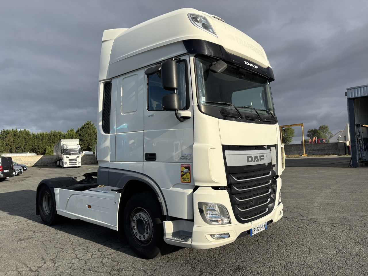 DAF XF510 - Sattelzugmaschine: das Bild 2 DAF XF510 - Sattelzugmaschine: das Bild 2