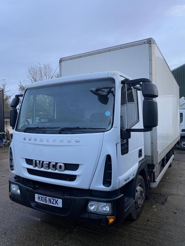 IVECO 75E16 7.5TON 20 ft boxvan with Tail Lift - Koffer LKW: das Bild 3 IVECO 75E16 7.5TON 20 ft boxvan with Tail Lift - Koffer LKW: das Bild 3