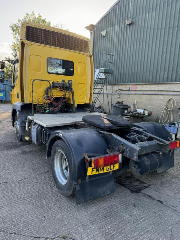 DAF LF 250 FT Urban Artic 4x2 Day Cab Urban Artic euro 6 - Sattelzugmaschine: das Bild 3 DAF LF 250 FT Urban Artic 4x2 Day Cab Urban Artic euro 6 - Sattelzugmaschine: das Bild 3