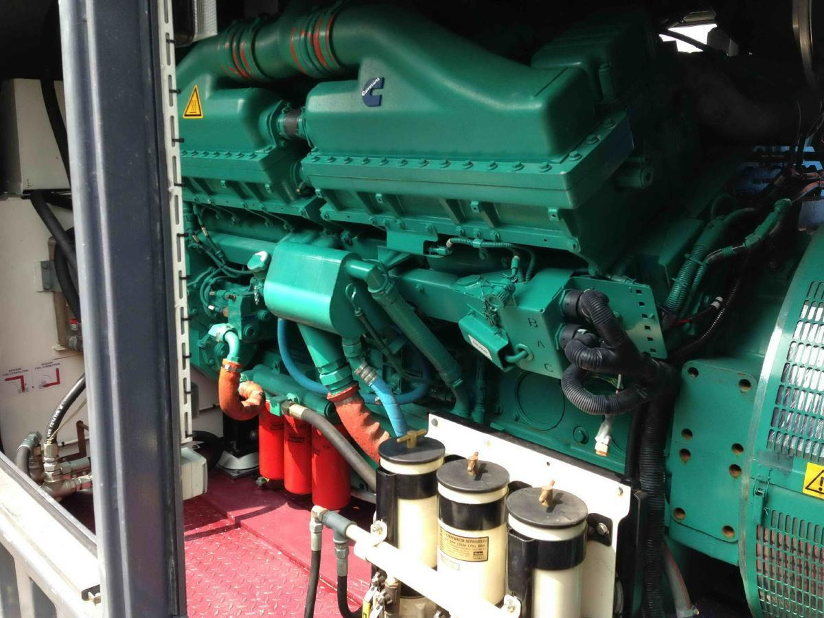 Cummins Generator 1250 KVA QSK45-G4 Engine Super silent Silent - Stromgenerator: das Bild 4 Cummins Generator 1250 KVA QSK45-G4 Engine Super silent Silent - Stromgenerator: das Bild 4