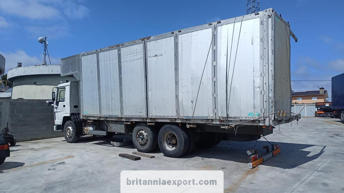 VOLVO FL7 260 Intercooler 6X2 Tipper – 26 Ton | 8 Tyres | Export Ready - Kipper: das Bild 2 VOLVO FL7 260 Intercooler 6X2 Tipper – 26 Ton | 8 Tyres | Export Ready - Kipper: das Bild 2