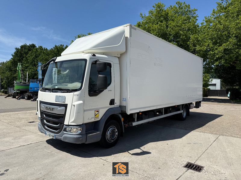 DAF LF 210 12TON - AUTOMATIC - LADEBORDWAND - APK/TUV 12/2025 - TOP TRUCK - Koffer LKW: das Bild 1 DAF LF 210 12TON - AUTOMATIC - LADEBORDWAND - APK/TUV 12/2025 - TOP TRUCK - Koffer LKW: das Bild 1
