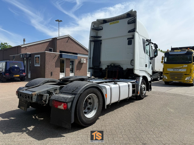 Iveco AS 420 AUTOMATIC - EURO 6 - 2 TANKS - 4X AVAILABLE - TOP! - Sattelzugmaschine: das Bild 2 Iveco AS 420 AUTOMATIC - EURO 6 - 2 TANKS - 4X AVAILABLE - TOP! - Sattelzugmaschine: das Bild 2