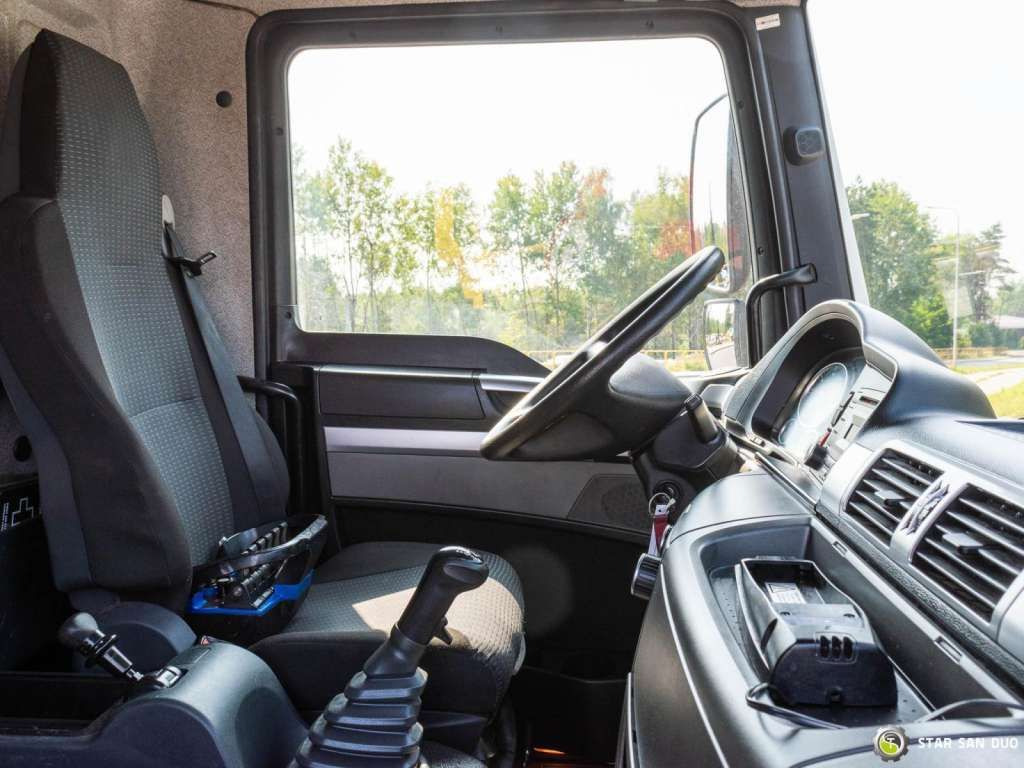 Autokran MAN  TGM 18.250 4x4 Fassi F215A.0.23 Active HDS Cran: das Bild 12
