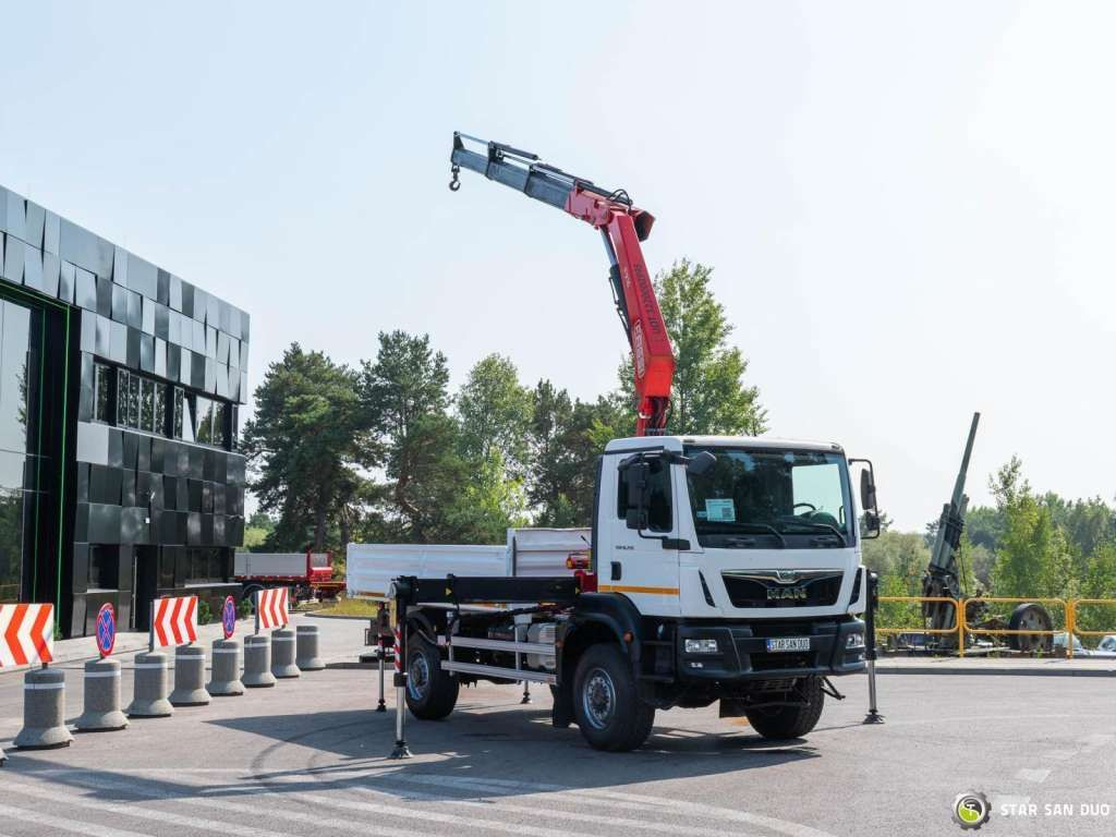 MAN TGM 18.250 4x4 Fassi F215A.0.23 Active HDS Cran - Autokran: das Bild 2 MAN TGM 18.250 4x4 Fassi F215A.0.23 Active HDS Cran - Autokran: das Bild 2