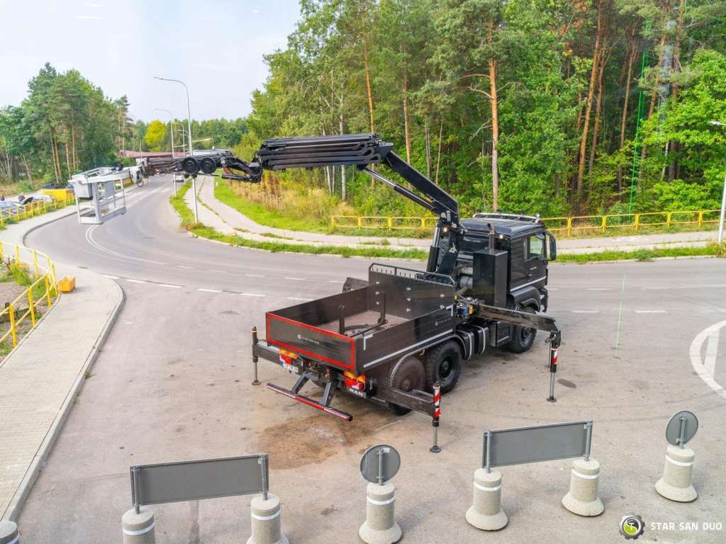 MAN TGS 26.420 6x6 HMF 3000 K6 Fly Jib Crane Basket - Autokran: das Bild 5 MAN TGS 26.420 6x6 HMF 3000 K6 Fly Jib Crane Basket - Autokran: das Bild 5