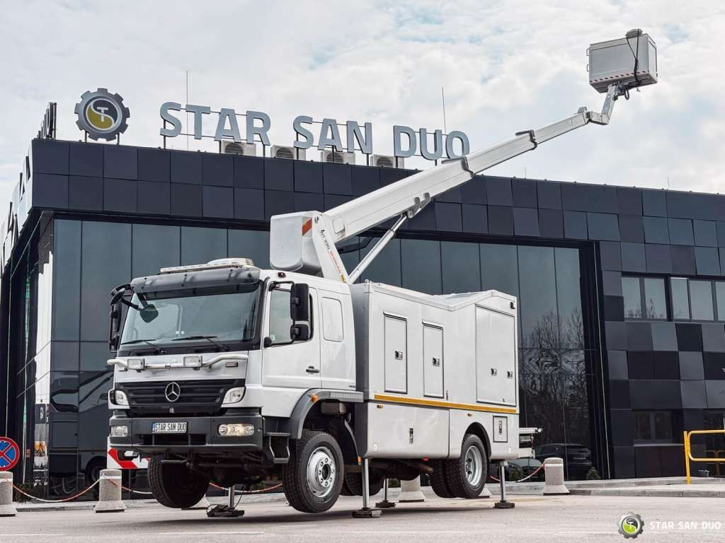 Mercedes-Benz 1529 4x4 Atego Lift Palfinger Wumag WT 230 - LKW mit Arbeitsbühne: das Bild 3 Mercedes-Benz 1529 4x4 Atego Lift Palfinger Wumag WT 230 - LKW mit Arbeitsbühne: das Bild 3
