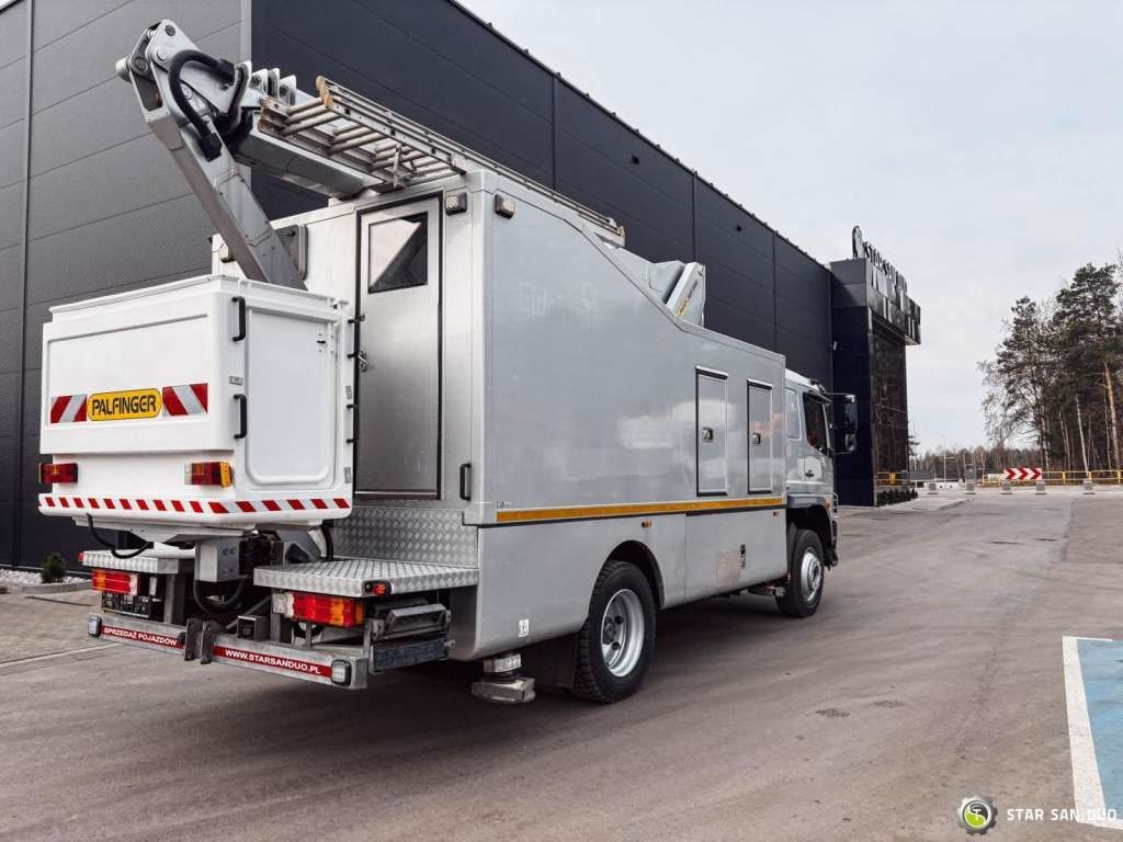 Mercedes-Benz 1529 4x4 Atego Lift Palfinger Wumag WT 230 - LKW mit Arbeitsbühne: das Bild 2 Mercedes-Benz 1529 4x4 Atego Lift Palfinger Wumag WT 230 - LKW mit Arbeitsbühne: das Bild 2