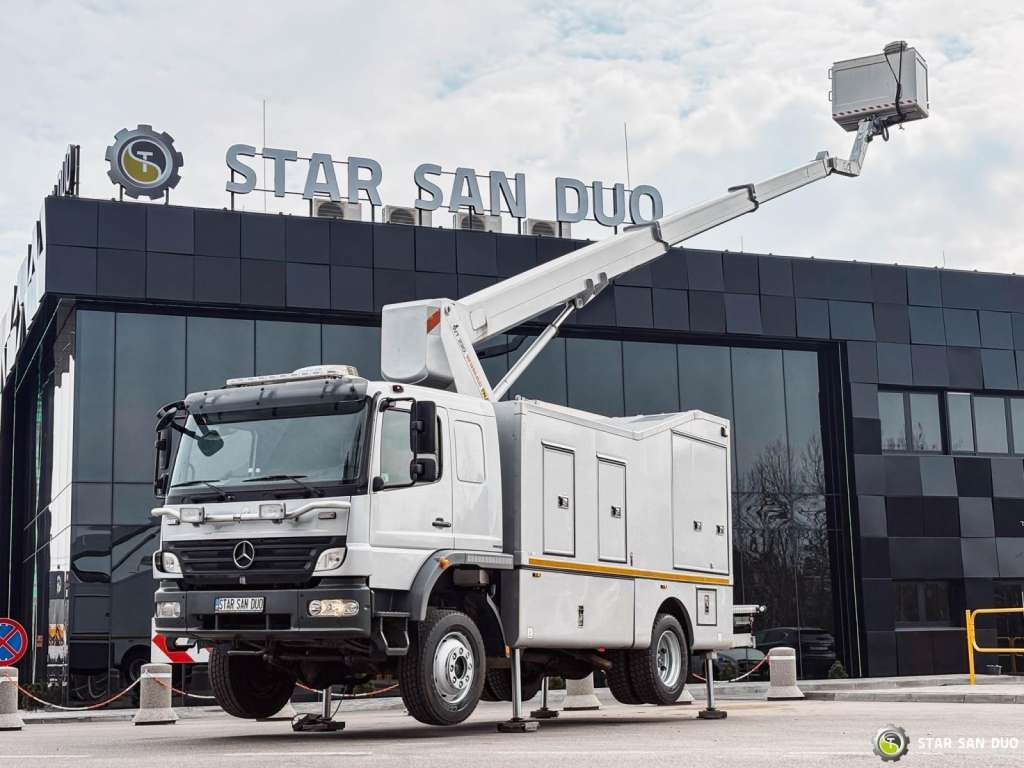 Mercedes-Benz 1529 4x4 Atego Lift Palfinger Wumag WT 230 - LKW mit Arbeitsbühne: das Bild 3 Mercedes-Benz 1529 4x4 Atego Lift Palfinger Wumag WT 230 - LKW mit Arbeitsbühne: das Bild 3