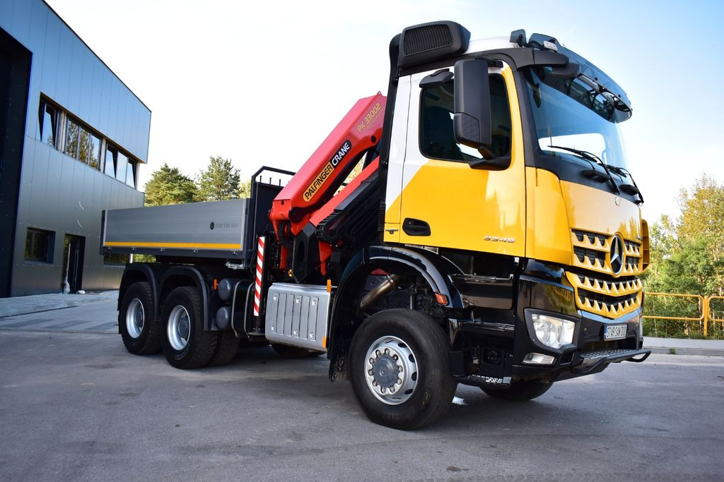 Mercedes-Benz AROCS 3345 6x6 PALFINGER PK 33002 EURO 6 KRAN - Autokran, Pritsche LKW: das Bild 3 Mercedes-Benz AROCS 3345 6x6 PALFINGER PK 33002 EURO 6 KRAN - Autokran, Pritsche LKW: das Bild 3