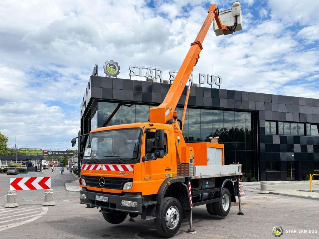 Mercedes-Benz ATEGO 4x4 1018 WUMAG WT 170 Platform Lift 17m - LKW mit Arbeitsbühne: das Bild 1 Mercedes-Benz ATEGO 4x4 1018 WUMAG WT 170 Platform Lift 17m - LKW mit Arbeitsbühne: das Bild 1