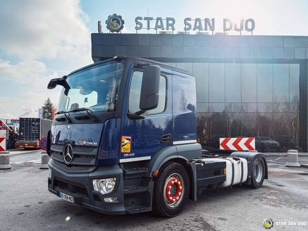 Mercedes-Benz ACTROS 1843 4x2 EURO 6 Hydraulic LOHR - Sattelzugmaschine: das Bild 1 Mercedes-Benz ACTROS 1843 4x2 EURO 6 Hydraulic LOHR - Sattelzugmaschine: das Bild 1