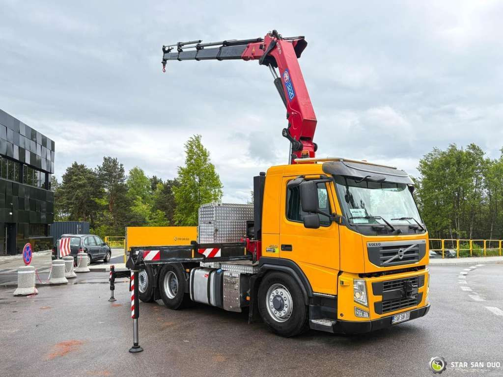Volvo FM 460 6x4x4 HMF 3220 Crane HDS - Sattelzugmaschine: das Bild 2 Volvo FM 460 6x4x4 HMF 3220 Crane HDS - Sattelzugmaschine: das Bild 2