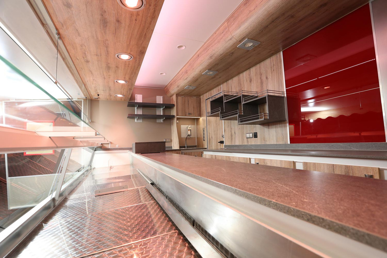 Wochenmarktmobil BORCO HÖHNS - Verkaufsfahrzeug: das Bild 4 Wochenmarktmobil BORCO HÖHNS - Verkaufsfahrzeug: das Bild 4