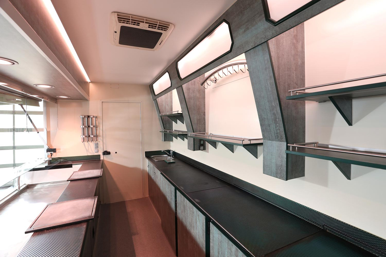 Wochenmarktmobil Seico - Verkaufsfahrzeug: das Bild 5 Wochenmarktmobil Seico - Verkaufsfahrzeug: das Bild 5