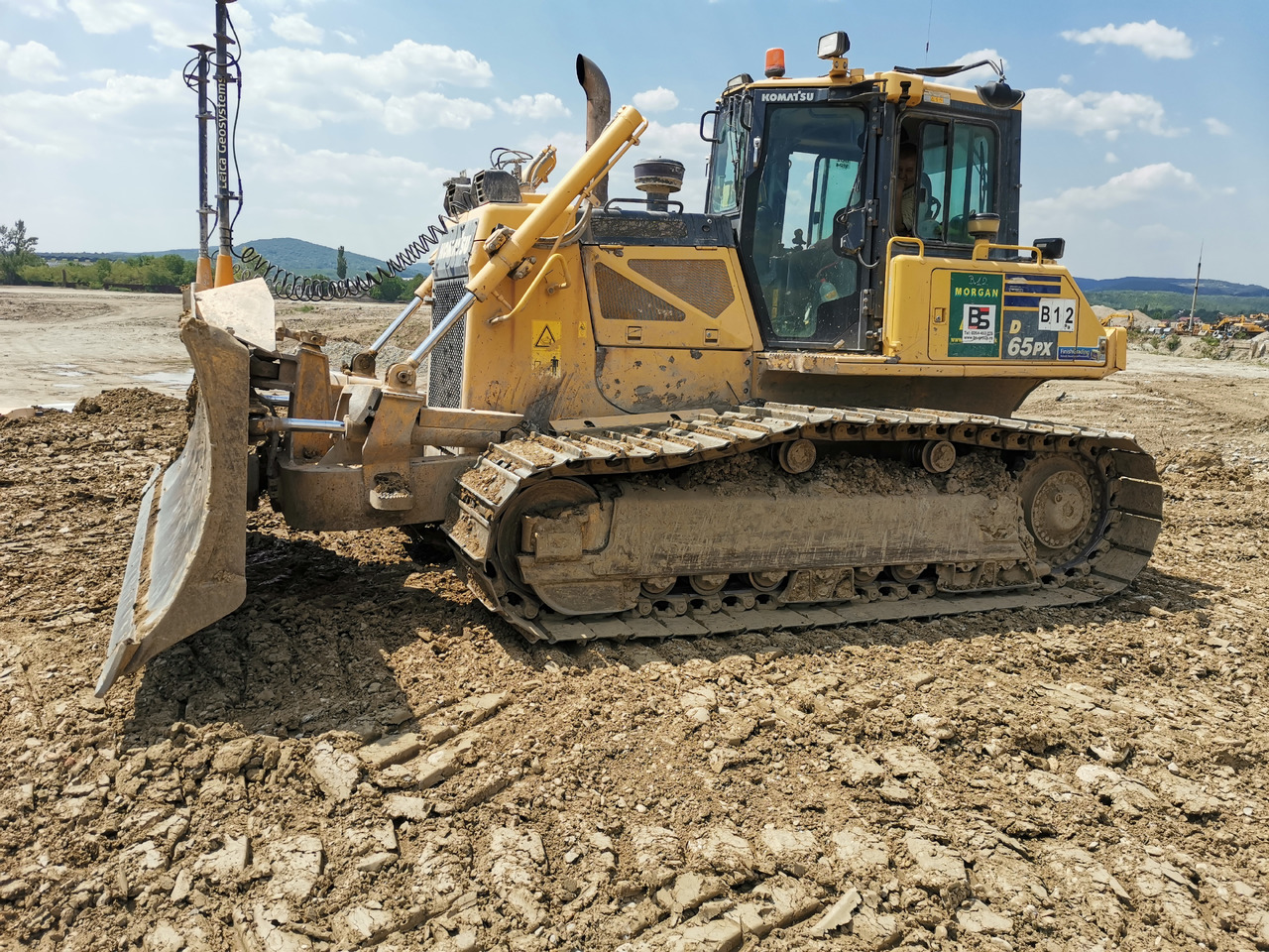 KOMATSU D65 PX 17 - Bulldozer: das Bild 1 KOMATSU D65 PX 17 - Bulldozer: das Bild 1