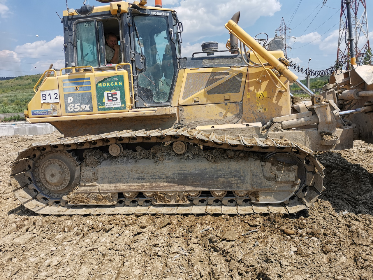 KOMATSU D65 PX 17 - Bulldozer: das Bild 4 KOMATSU D65 PX 17 - Bulldozer: das Bild 4