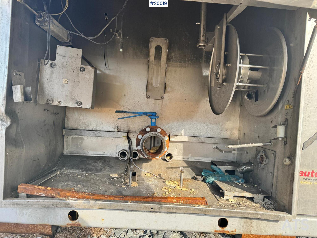 Tank på krokramme - Anbauteil für LKW: das Bild 3 Tank på krokramme - Anbauteil für LKW: das Bild 3